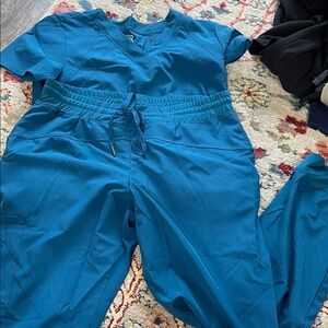 Barco Uniforms Blue Women's scrub set with Jogger Pants